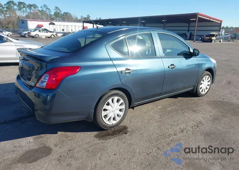 2016 Nissan Versa 1.6 S+ z USA, uszkodzony, nr VIN 3N1CN7AP3GL843225